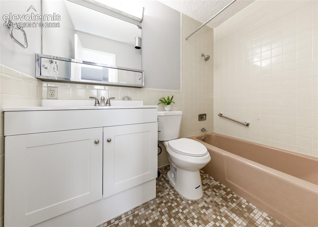 411 Lakewood Circle Colorado Springs CO 80910