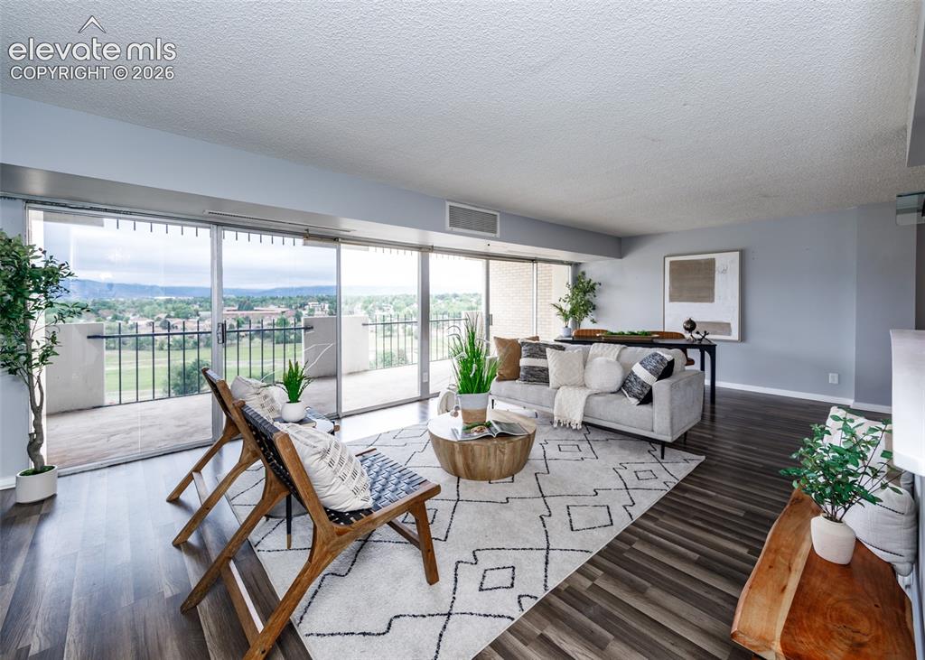 411 Lakewood Circle Colorado Springs CO 80910