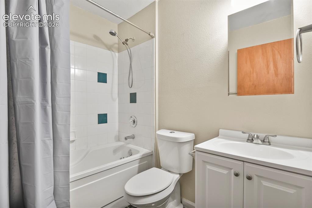 4290 S Mobile Circle Aurora CO 80013