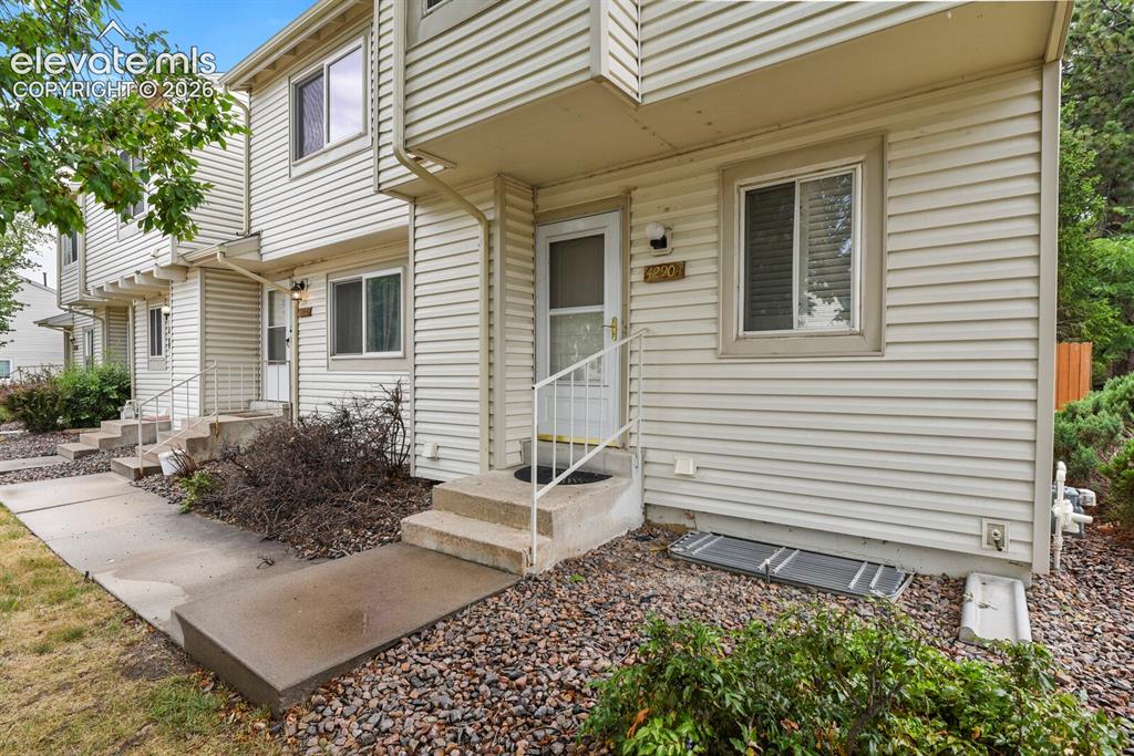 4290 S Mobile Circle Aurora CO 80013
