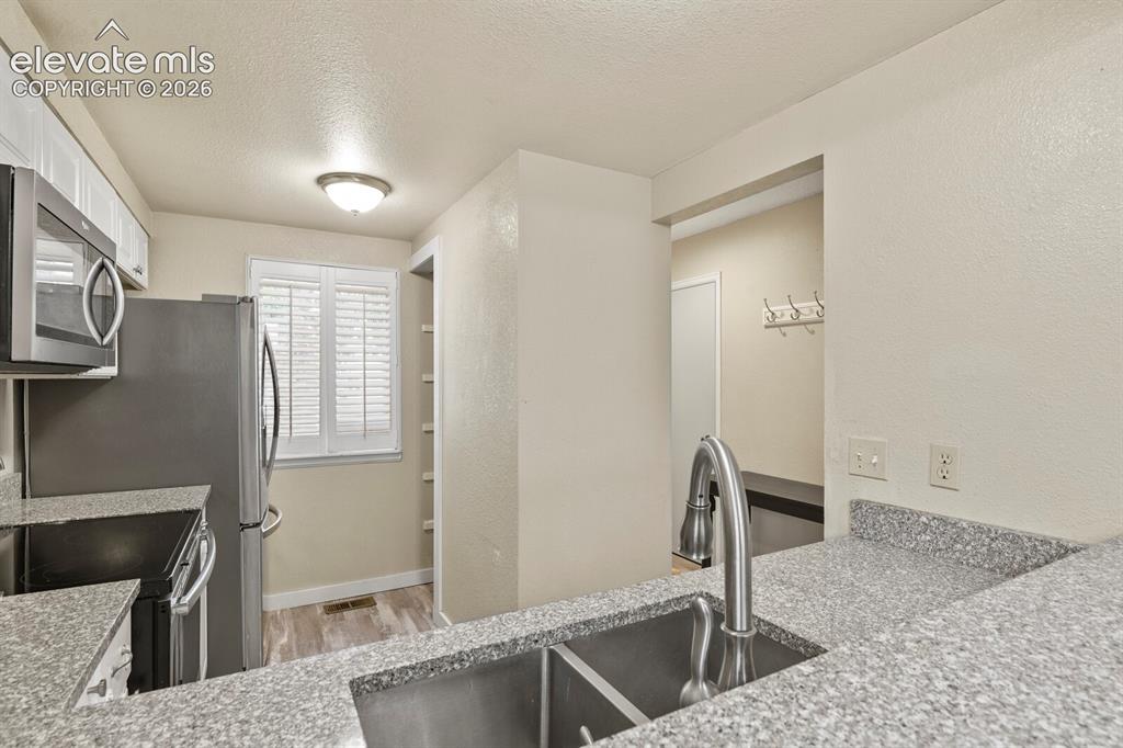 4290 S Mobile Circle Aurora CO 80013