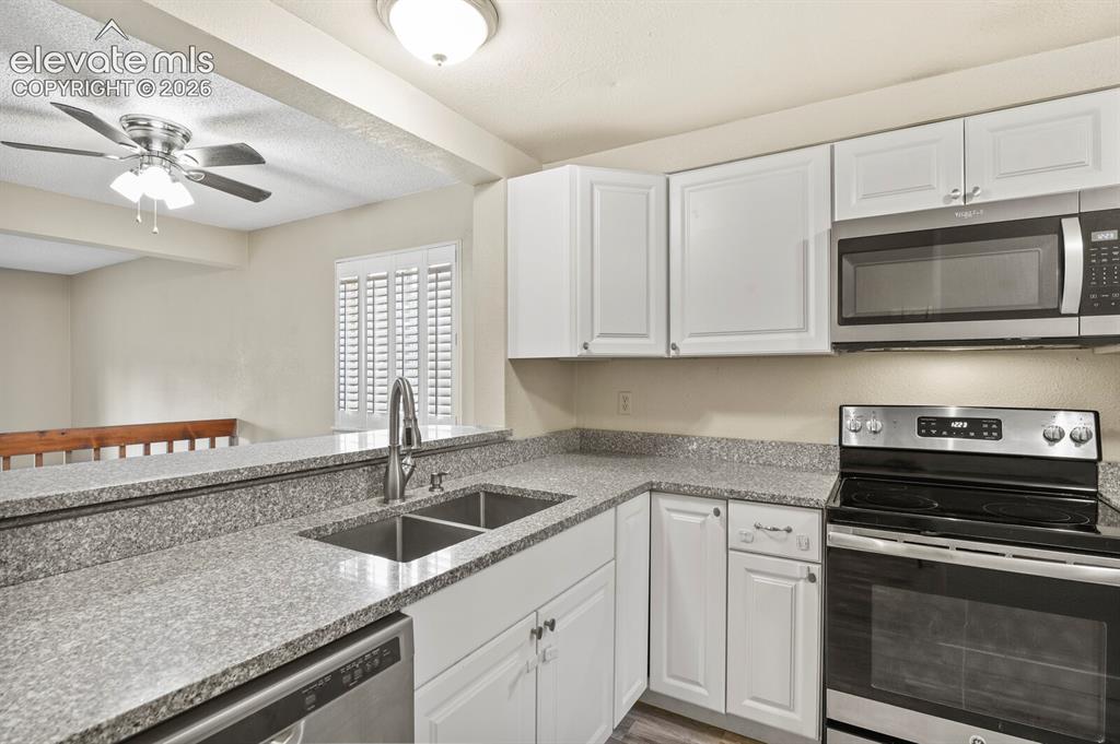 4290 S Mobile Circle Aurora CO 80013