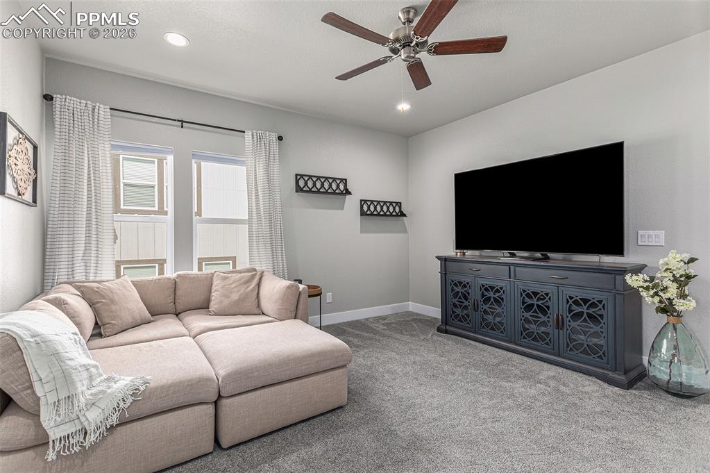5325 Sky Top Lane Colorado Springs CO 80918