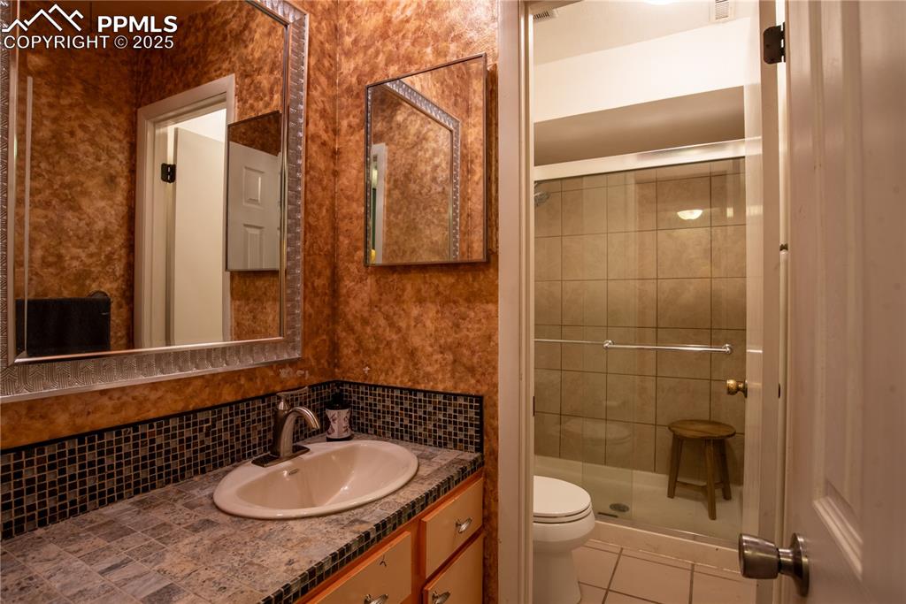 935 Saturn Drive Colorado Springs CO 80905
