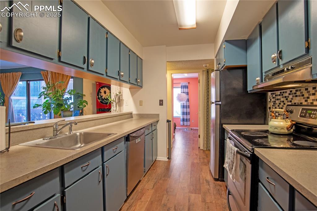 935 Saturn Drive Colorado Springs CO 80905