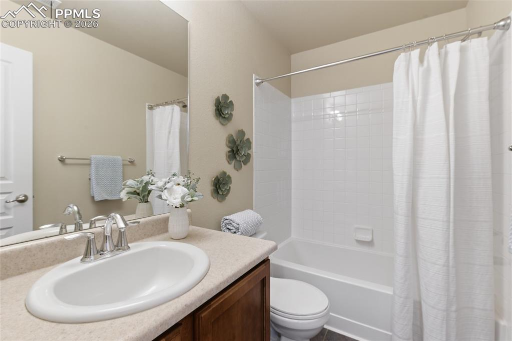 5621 Saint Patrick View Colorado Springs CO 80923