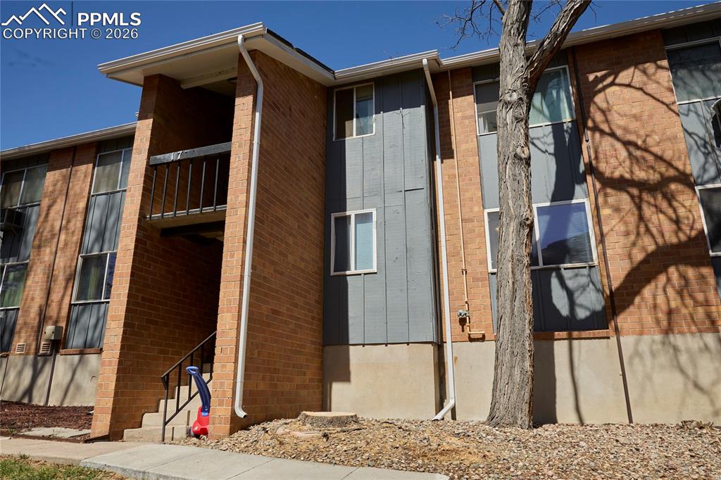 1708 Sawyer Way Colorado Springs CO 80915