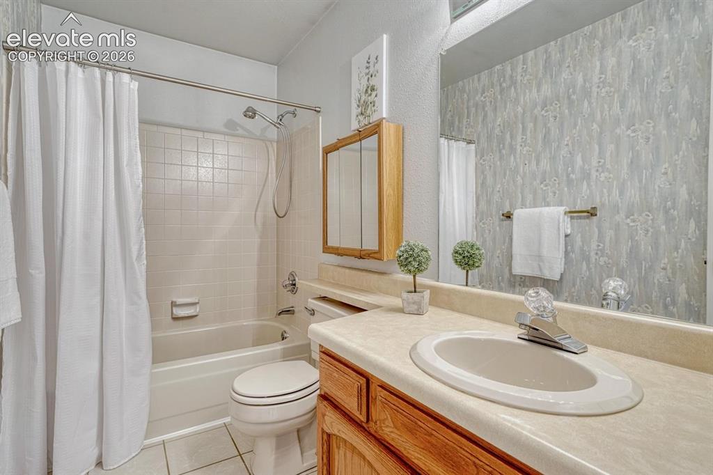 1882 Brookdale Drive Colorado Springs CO 80918