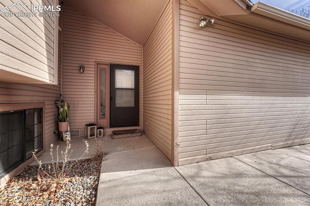 1524 Shane Circle Colorado Springs CO 80907