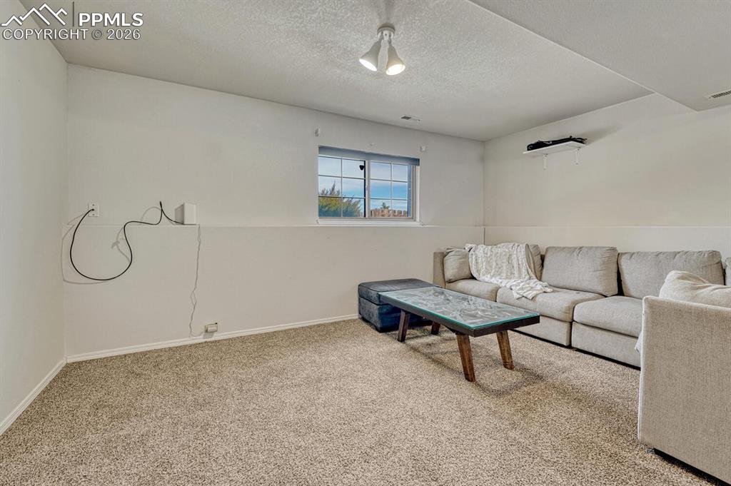 1524 Shane Circle Colorado Springs CO 80907