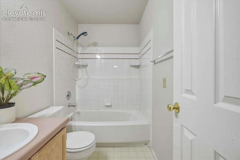 1524 Shane Circle Colorado Springs CO 80907