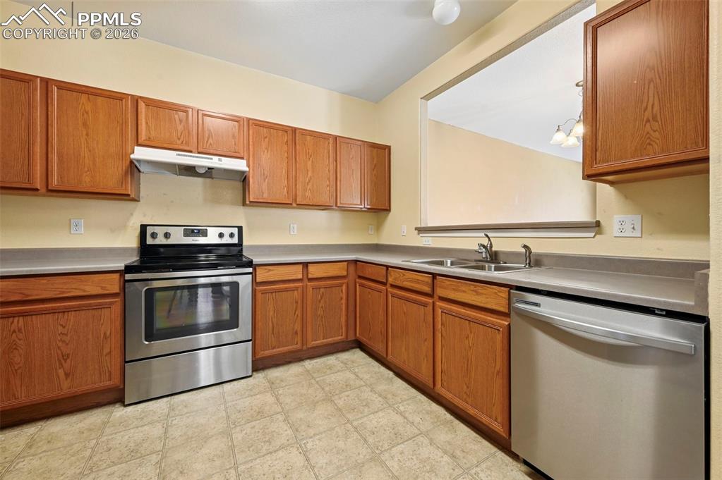 8141 Snow Bowl Heights Fountain CO 80817