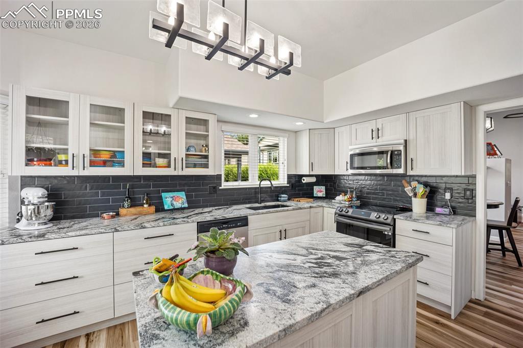 3921 Coral Point Colorado Springs CO 80917
