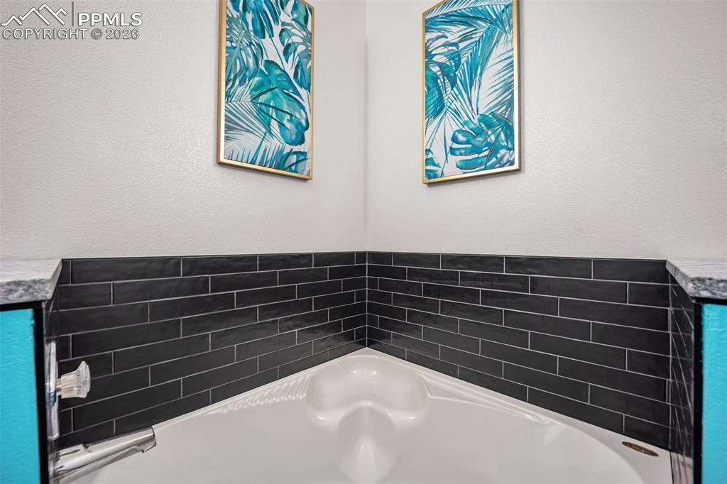 3921 Coral Point Colorado Springs CO 80917
