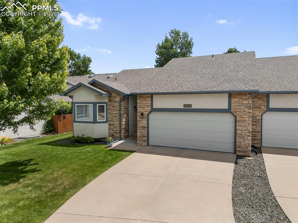 3921 Coral Point Colorado Springs CO 80917