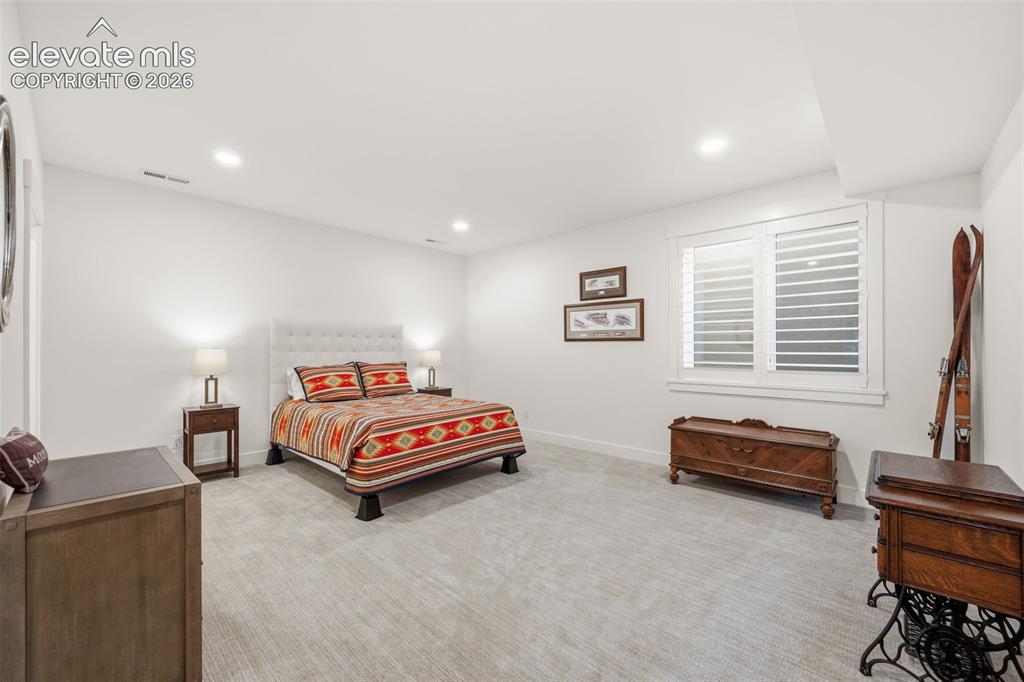 4135 Reserve Point Colorado Springs CO 80904