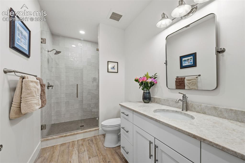4135 Reserve Point Colorado Springs CO 80904