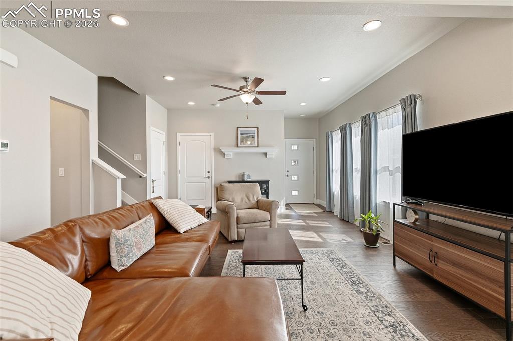 5324 Sky Top Lane Colorado Springs CO 80918