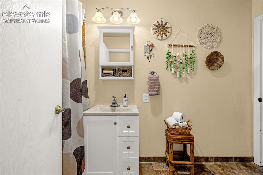 11966 E Maple Avenue Aurora CO 80012