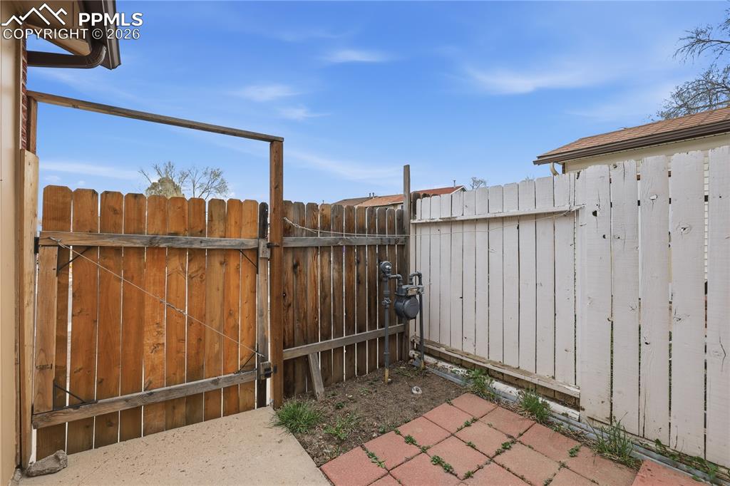 336 Robbins Mill Place Colorado Springs CO 80910