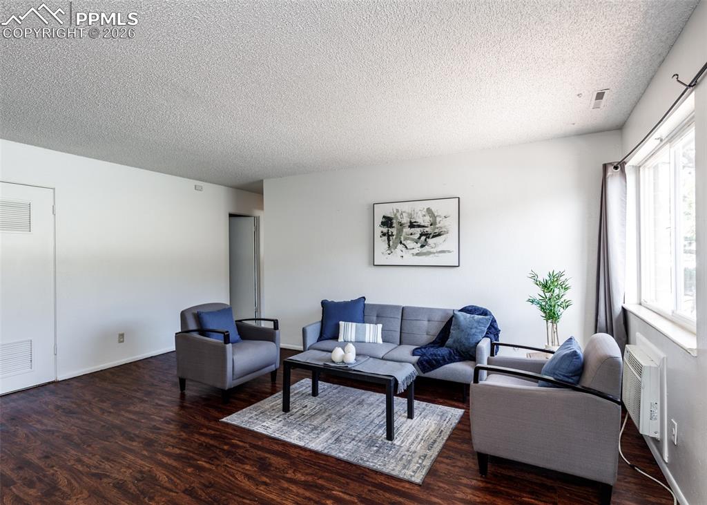 1708 Sawyer Way Colorado Springs CO 80915