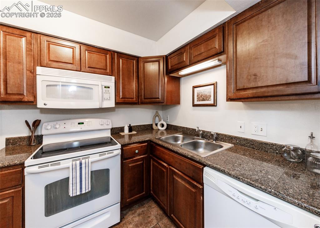 1708 Sawyer Way Colorado Springs CO 80915