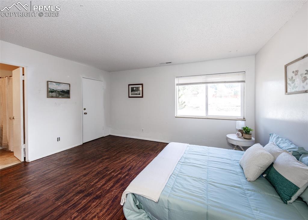 1708 Sawyer Way Colorado Springs CO 80915