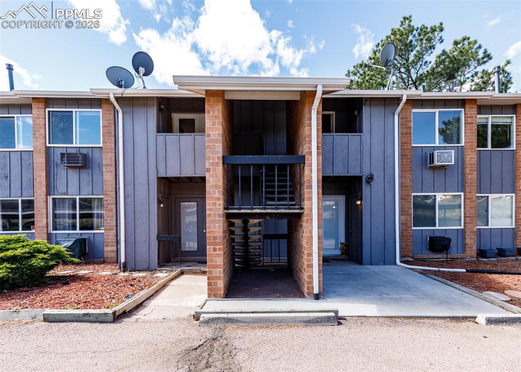 1708 Sawyer Way Colorado Springs CO 80915