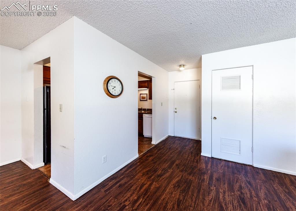 1708 Sawyer Way Colorado Springs CO 80915