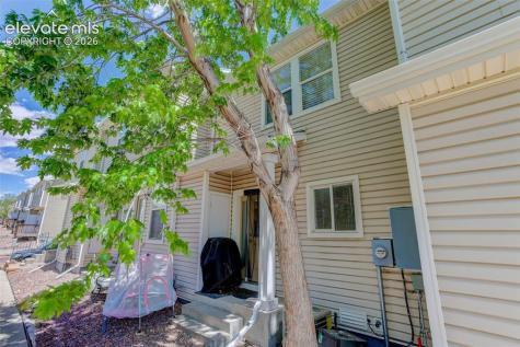 2116 Creekridge Point Colorado Springs CO 80910