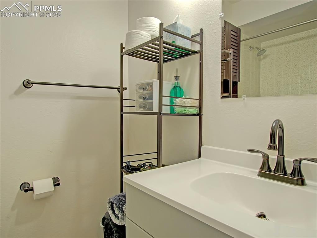 935 Saturn Drive Colorado Springs CO 80905