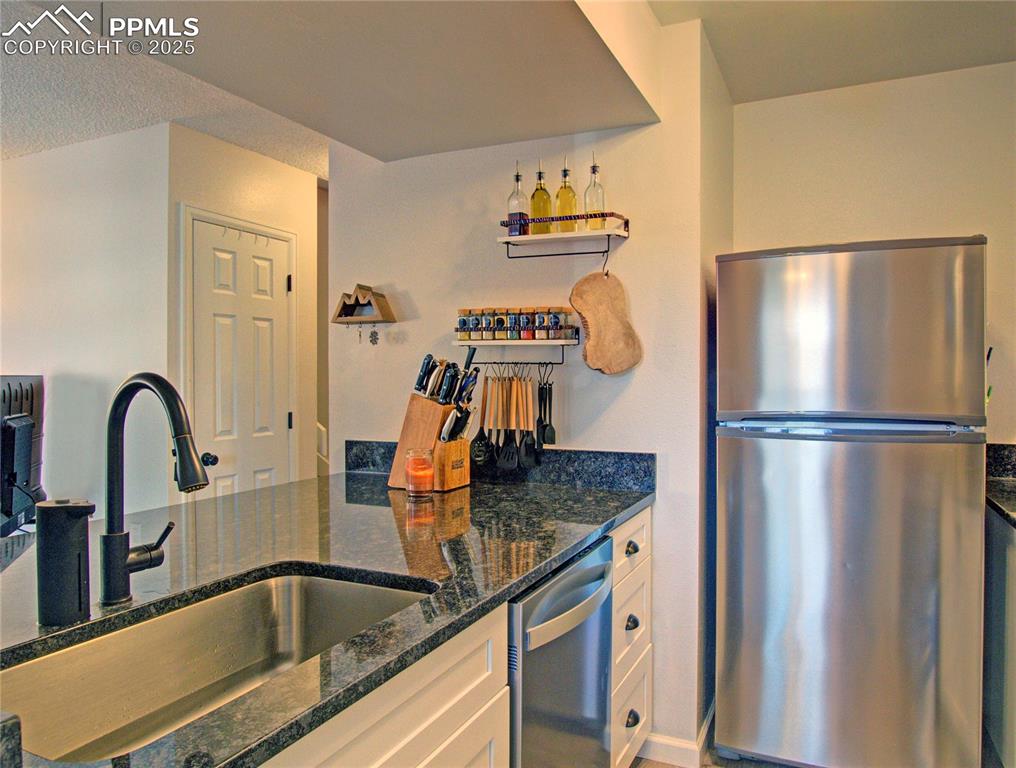 935 Saturn Drive Colorado Springs CO 80905