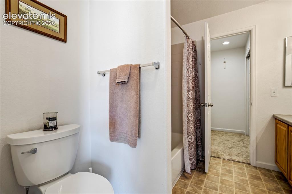3931 Diamond Ridge View Colorado Springs CO 80918