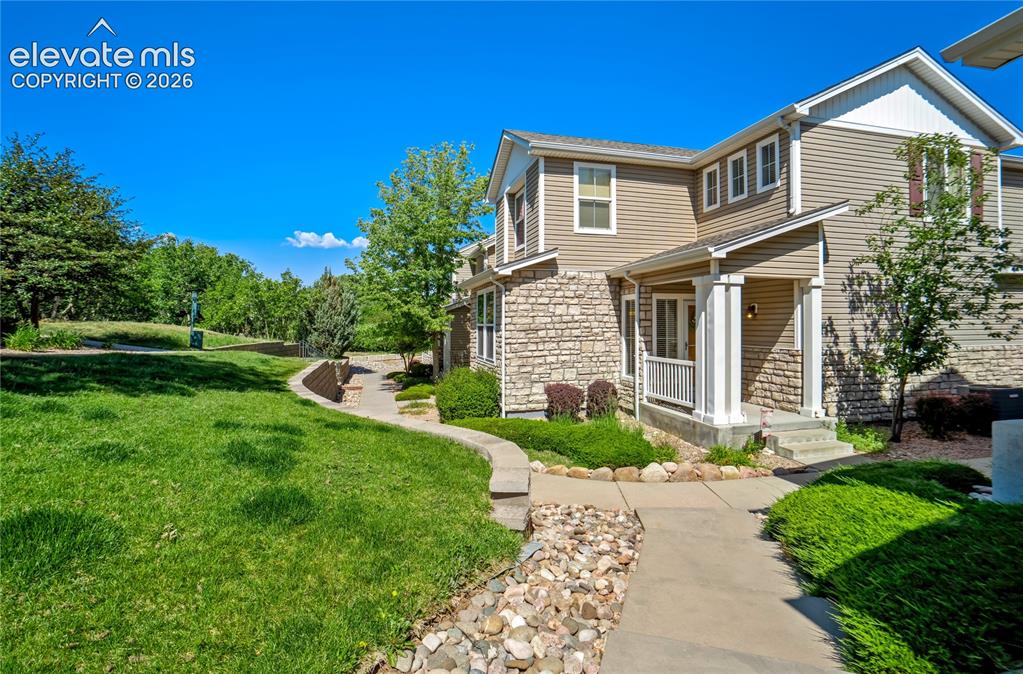 3931 Diamond Ridge View Colorado Springs CO 80918