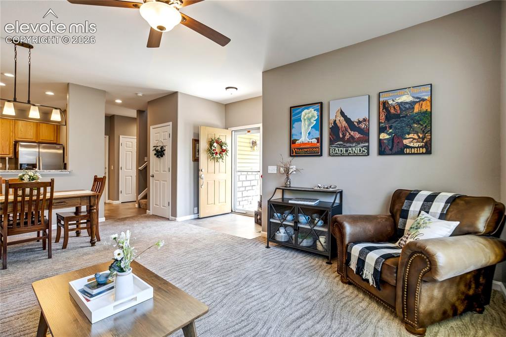 3931 Diamond Ridge View Colorado Springs CO 80918