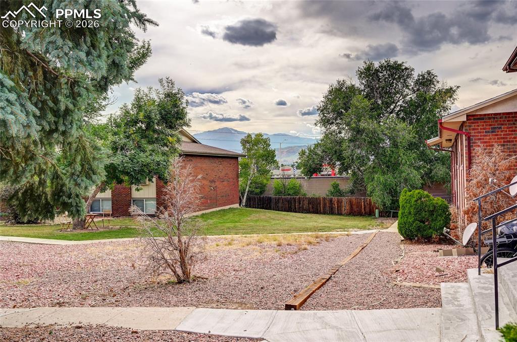 6633 W Dublin Loop Colorado Springs CO 80918