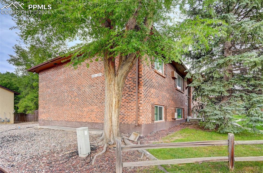 6633 W Dublin Loop Colorado Springs CO 80918