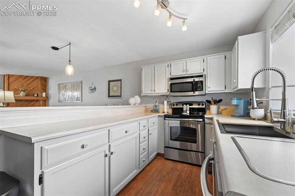 6816 Overland Drive Colorado Springs CO 80919