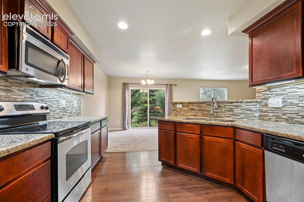 6089 Kingdom View Colorado Springs CO 80918