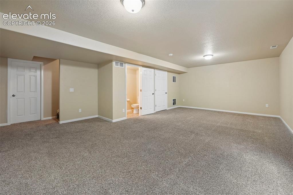 6089 Kingdom View Colorado Springs CO 80918