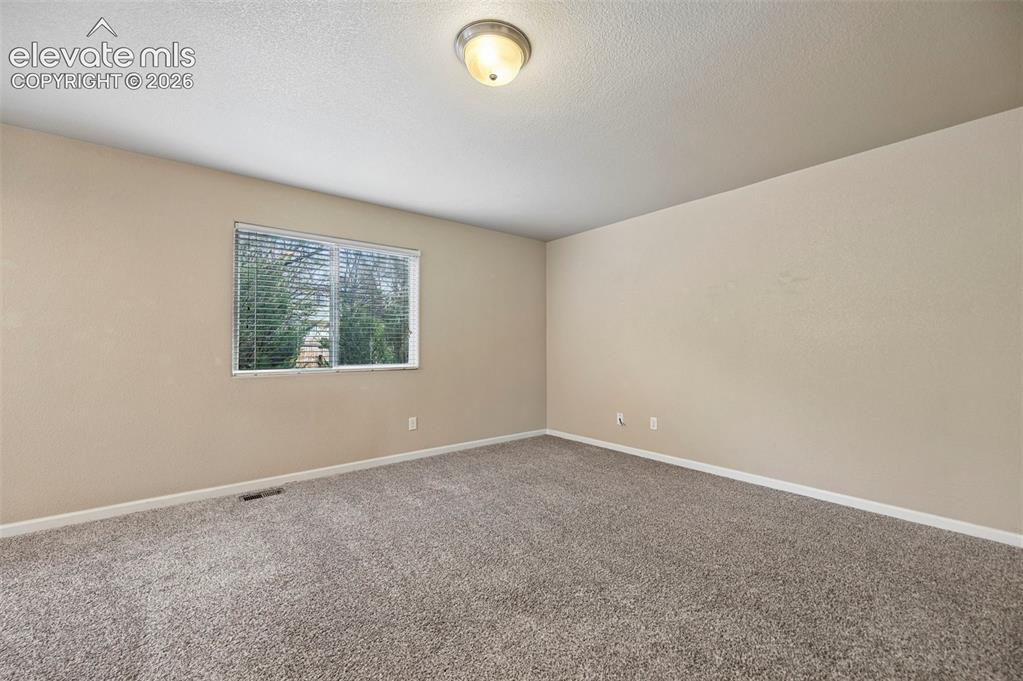 6089 Kingdom View Colorado Springs CO 80918