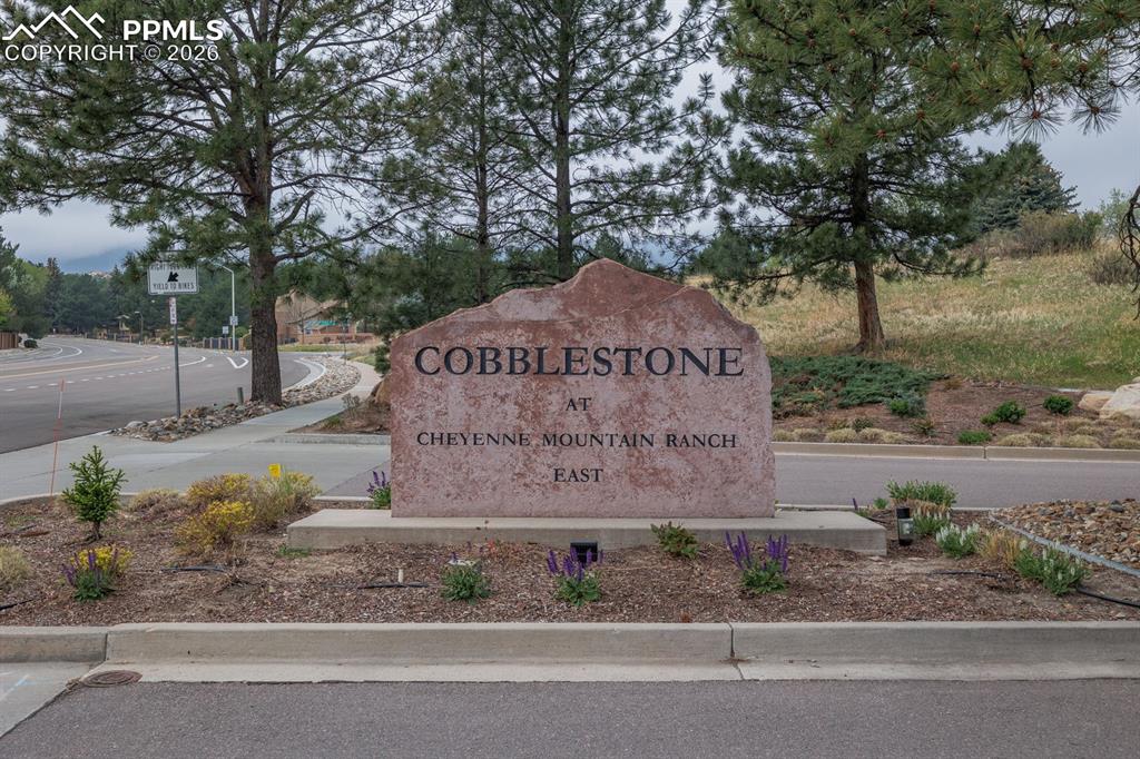 302 Cobblestone Drive Colorado Springs CO 80906