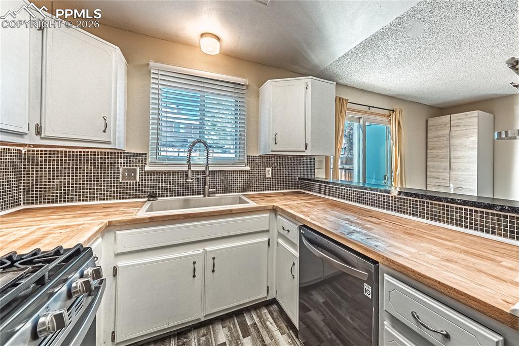 3914 Berkley Court Colorado Springs CO 80906