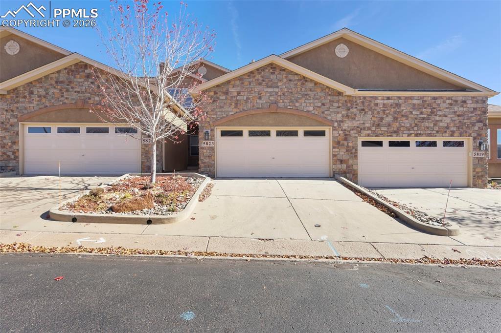 5823 New Crossings Point Colorado Springs CO 80918
