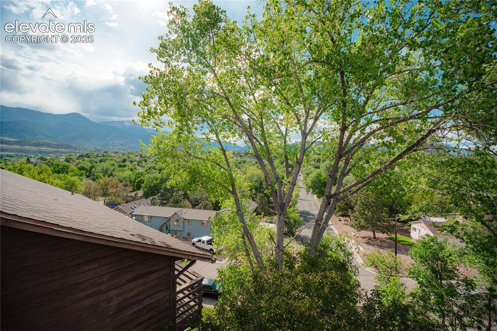 2383 Stepping Stones Way Colorado Springs CO 80904