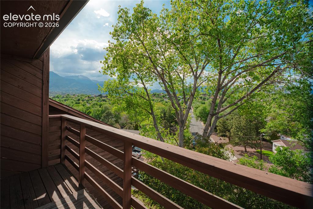 2383 Stepping Stones Way Colorado Springs CO 80904