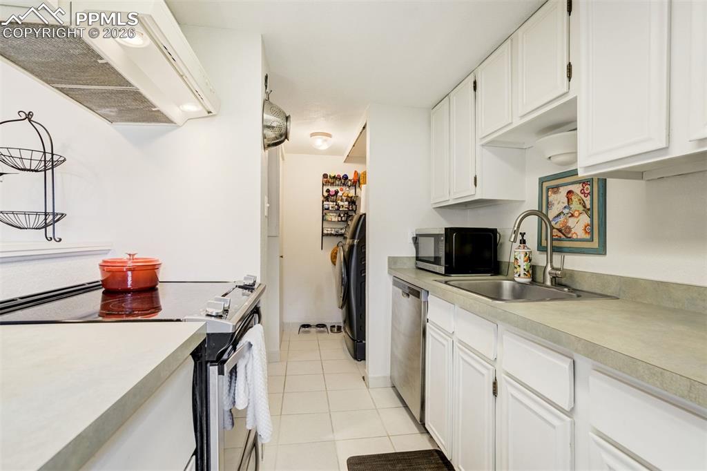 1098 Fontmore Road Colorado Springs CO 80904