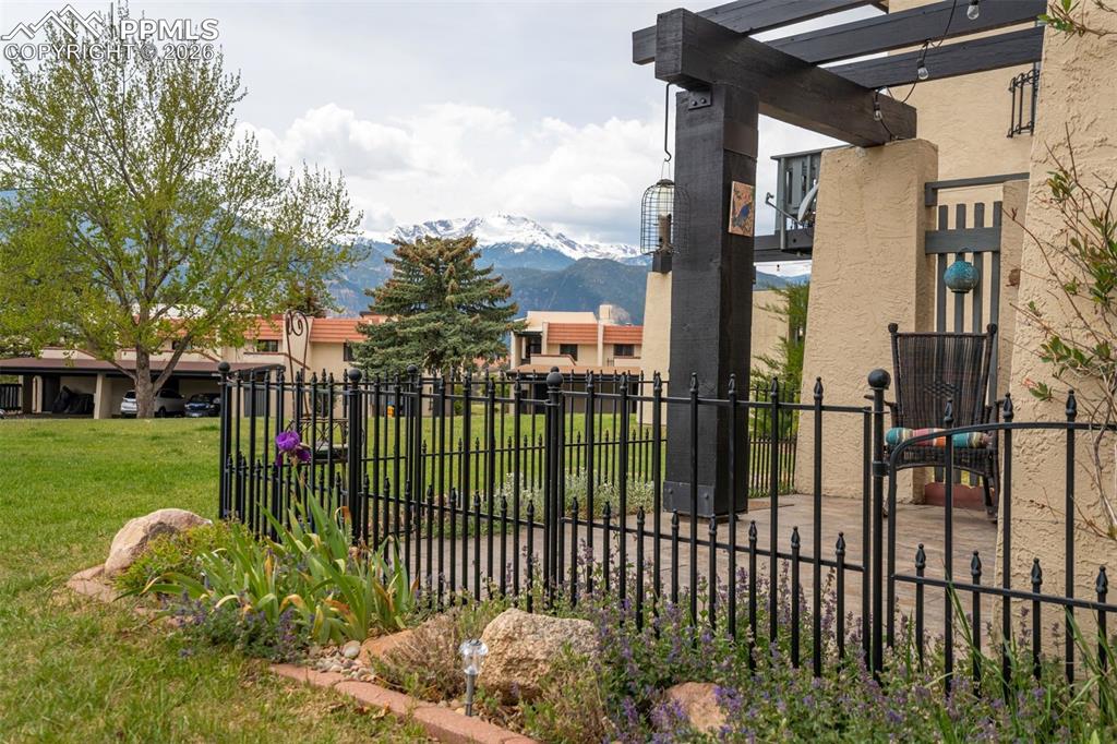 1098 Fontmore Road Colorado Springs CO 80904