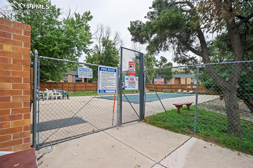 1708 Sawyer Way Colorado Springs CO 80915