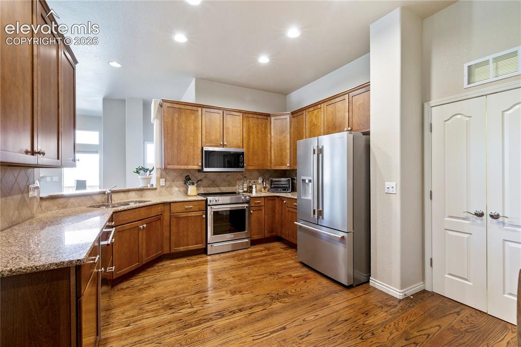 2615 Pine Knoll View Colorado Springs CO 80920
